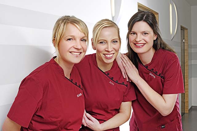 anmeldung_team_praxis-dr-jens-stoltz_640x427px
