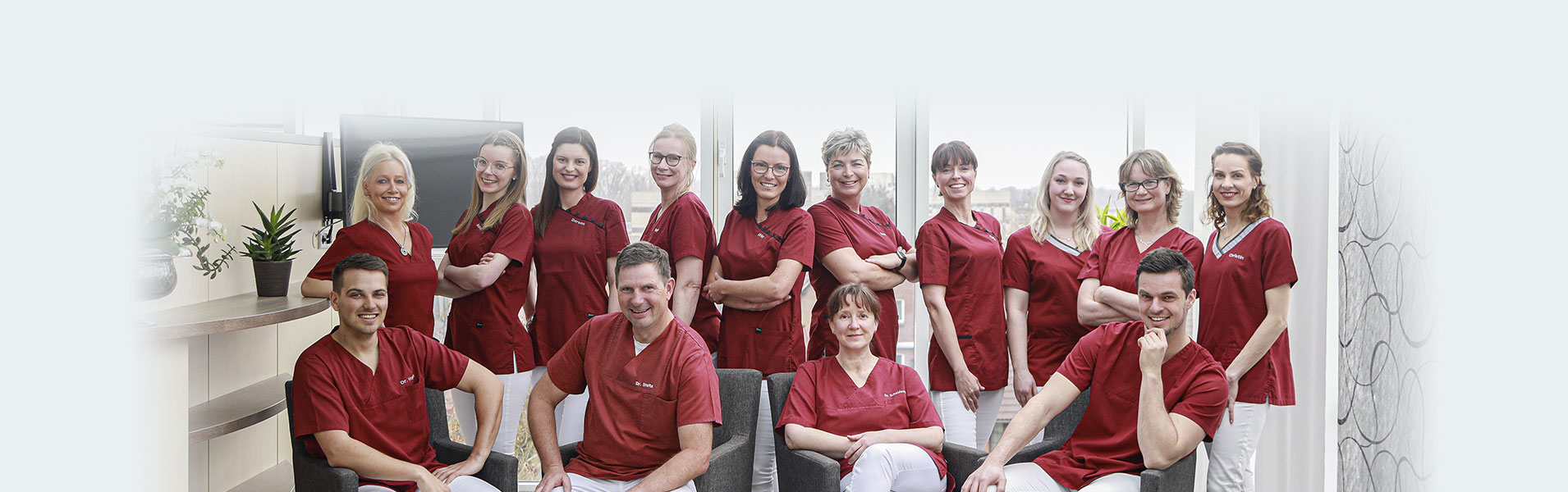 Praxis Für Implantologie Und Oralchirurgie Dr. Jens Stoltz Praxis und Team - Dr. Jens Stoltz – Praxis für Implantologie und